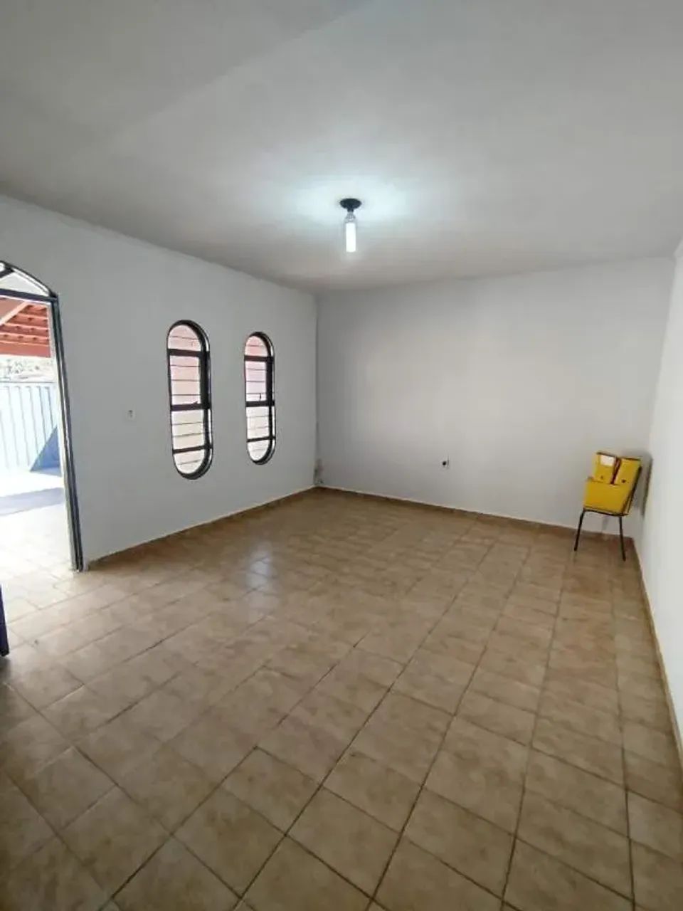 Casa com 03 quartos - Foto 4