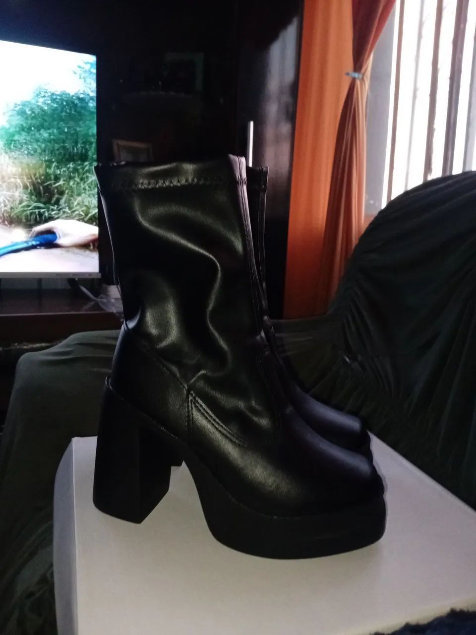 Bota feminina   - Foto 4
