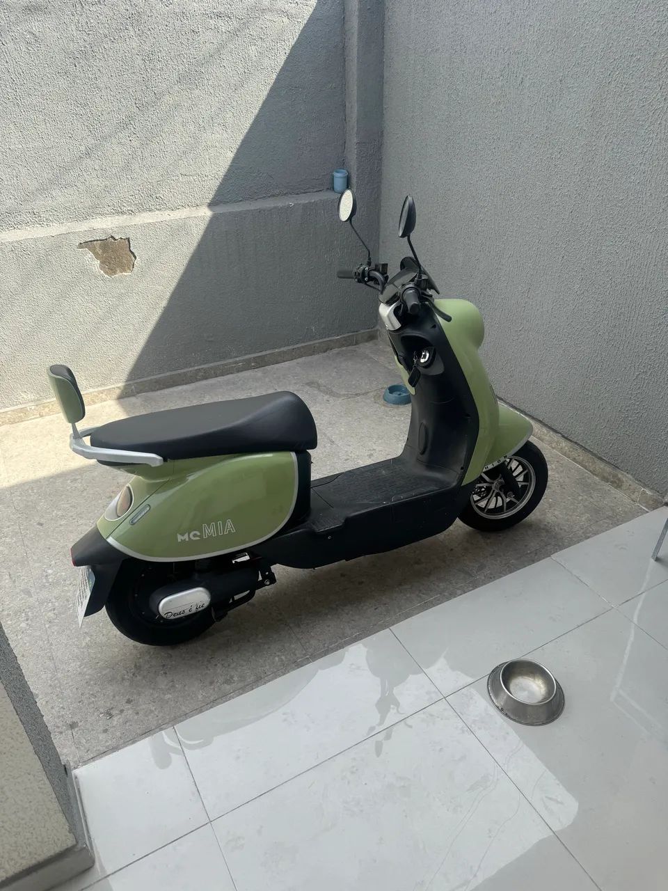 Moto elétrica 