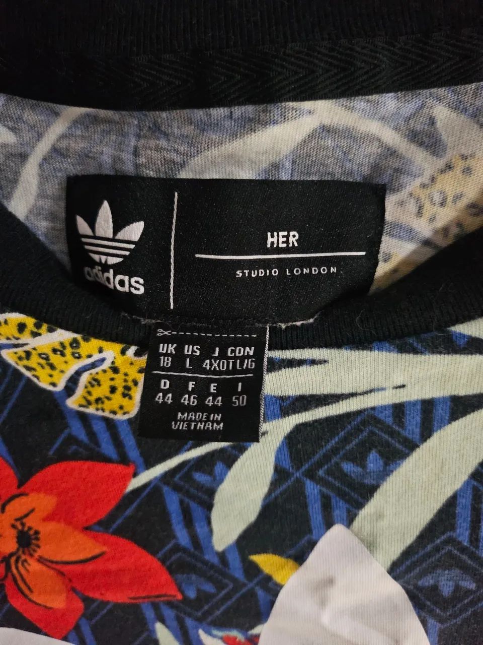 Camiseta adidas farm G - Foto 3