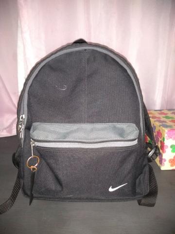 mochilas nike precios