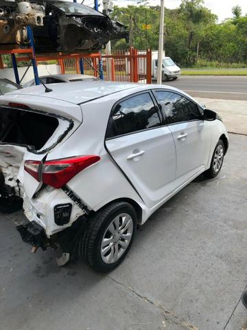 Sucata Hyundai HB20 1.0 3cc 2016/2017 - Foto 2