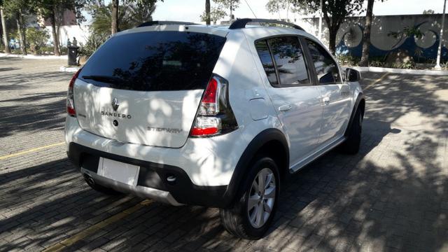Renault Sandero Stepway 1.6 2014/2014 C/ Media Nave e 53 Mil KM Rodados - Foto 19