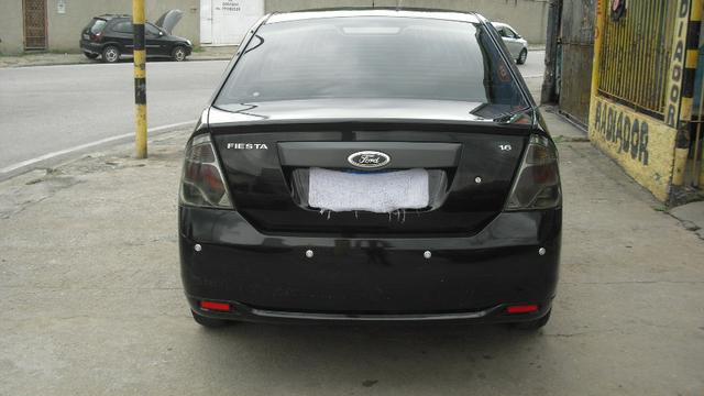 Fiesta Sedã 1.6 Flex + Gnv Muito Novo - Foto 5