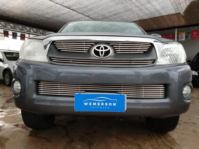 Vendo Hilux 10/10 gasolina - Foto 3
