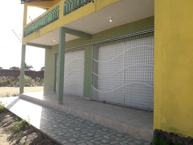 Aluga casas e um ótimo ponto comercial
