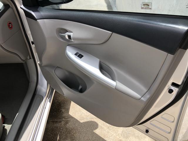 Toyota Corolla XEI 2.0 Automático Ano 2013/Modelo 2014 - Foto 14