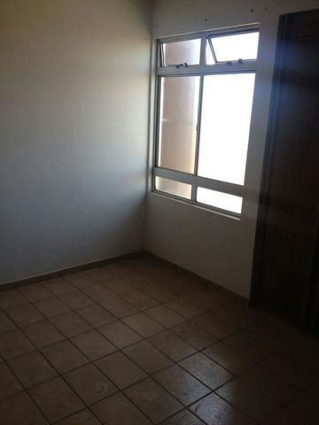 Vendo apartamento 2 quartos com 2 vagas Jd América 170mil - Foto 7