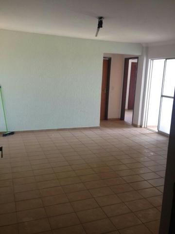 Vendo apartamento 2 quartos com 2 vagas Jd América 170mil - Foto 3