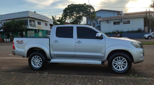 Hilux CD SRV 4X4 3.0 AUT - Foto 9