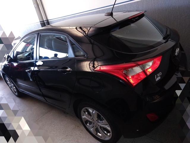 Hyundai i30 - 1.8 - Preto - 2013/2014 - Banco de couro