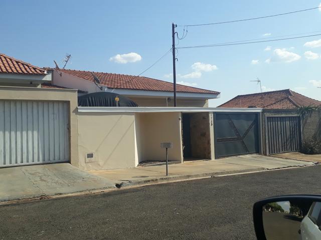Vendo ou troco casa R$450.000,00 (esta alugada )