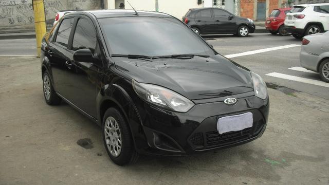 Fiesta Sedã 1.6 Flex + Gnv Muito Novo - Foto 3