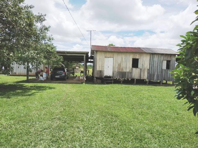 Vende-se uma colônia (Preço Negociável) - Foto 2