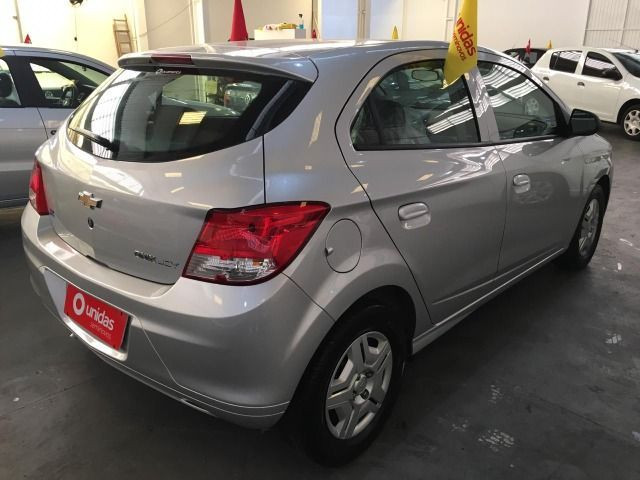 GM Onix Joy - Barbada!! - Foto 3