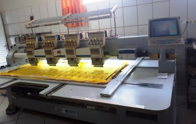 Maquina Bordar Borda Special 4 Cabeças 9 Agulhas