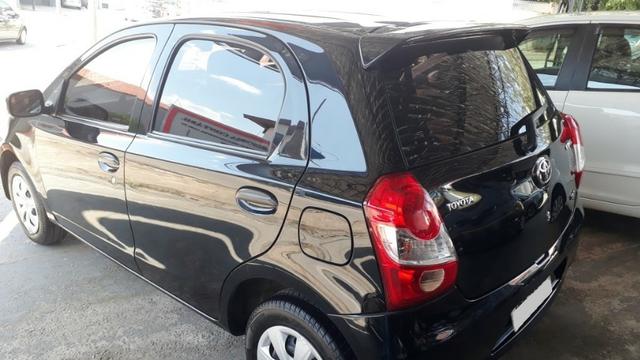 Toyota Etios 1.3 X hatch 2013/13 novo - Foto 4