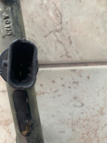 Flauta dos bicos c/sensor fiat ducato/iveco 2,8 original - Foto 2