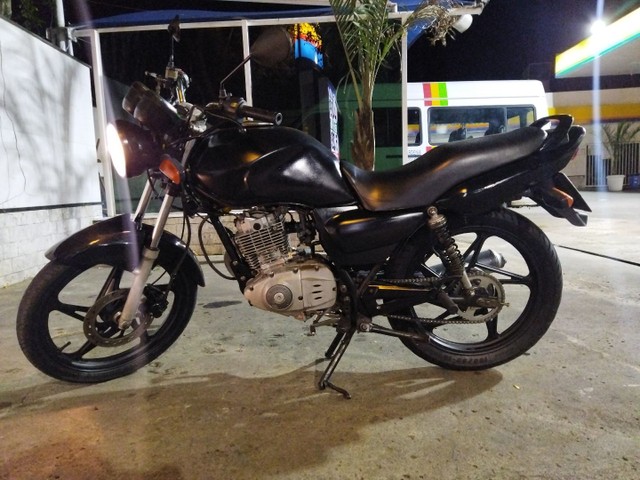MOTO SUZUKI YES 2007