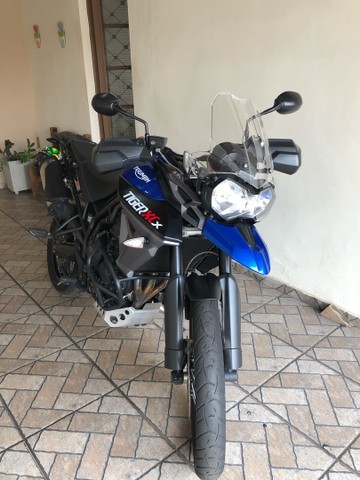 TRIUMPH TIGER XCX 800 AZUL