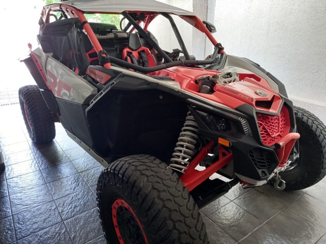UTV MAVERICK XRC 2021  POUCO RODADO  