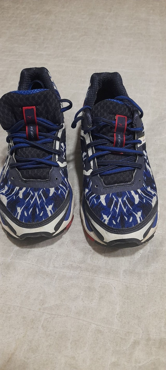 tenis mizuno puma