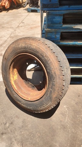 Roda dianteira New Holland p/n *