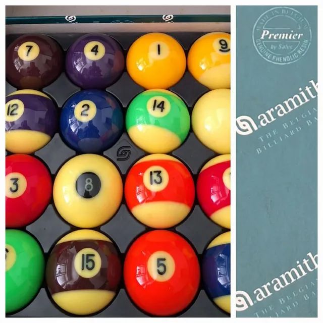 Bola Aramith Premier 54mm (3 bolinhas)