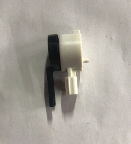 Sensor de posição freio Gm Spin\Onix\Cobalt 13583371 - Foto 2