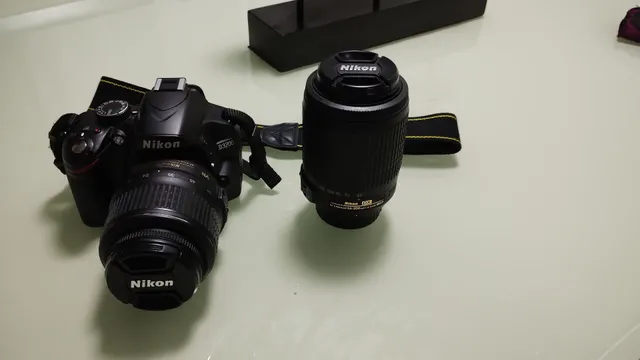 Máquina Fotográfica Nikon D-3200 com 1 Lente Nikkor 18-55 e Case