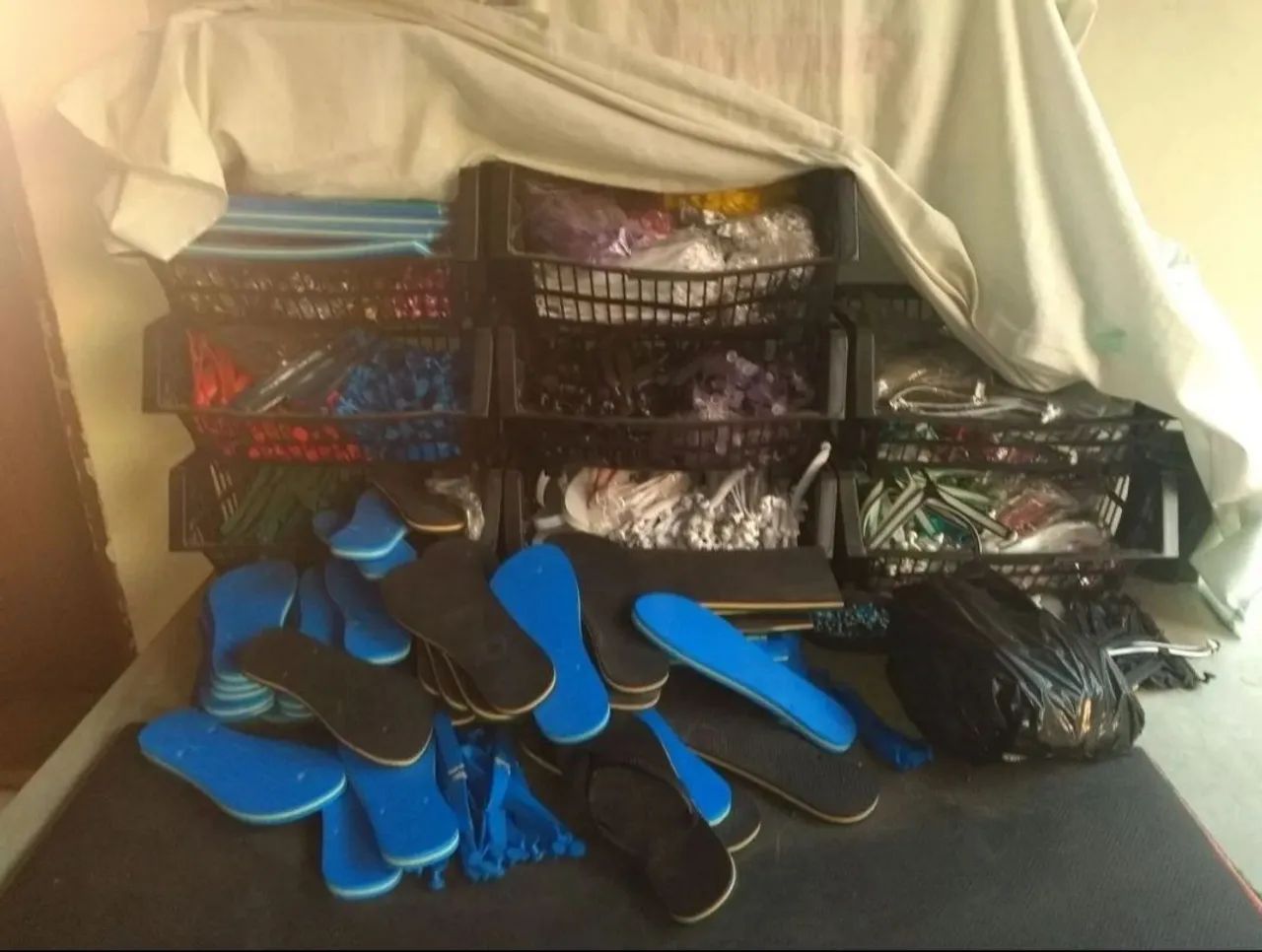 Máquina para fazer chinelos - Foto 2