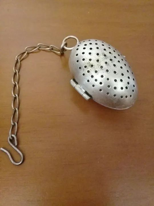 Coador infusor chá antigo