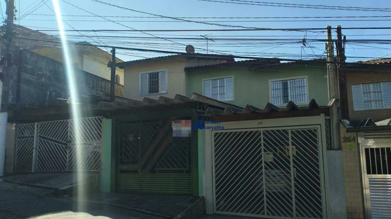 EXCELENTE SOBRADO À VENDA - ZONA NORTE - C/ 82m² - 2 DORMITÓRIOS - 1 BANHEIRO - 1 LAVABO -