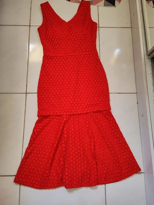 Vestido Vermelho de renda - Tamanho M