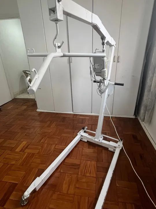 Guincho motorizado para transporte de paciente acamado 150kg