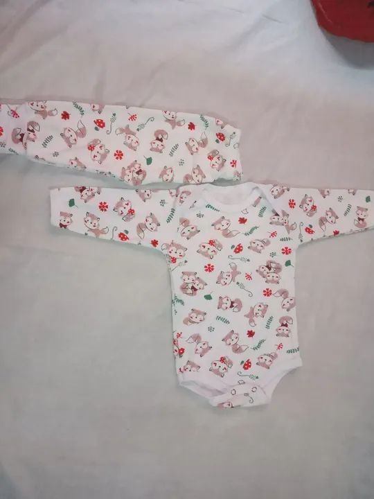Conjunto de casaco com calça novo