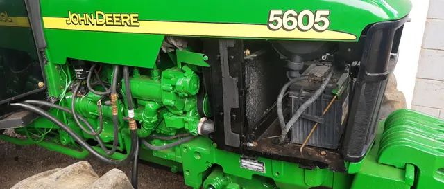 John Deere 5605 Cabinado 2011 - Foto 3