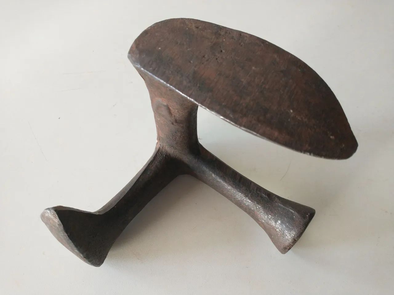 Pé de Ferro N. 2/4 R$.100, Cada.