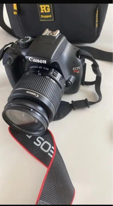 Câmera fotográfica Canon em perfeito estado 