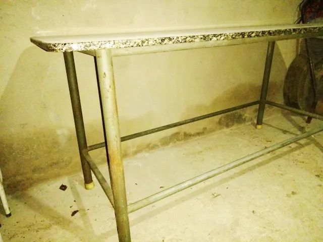 Mesa reforçada c/ tampo de granito - Foto 4