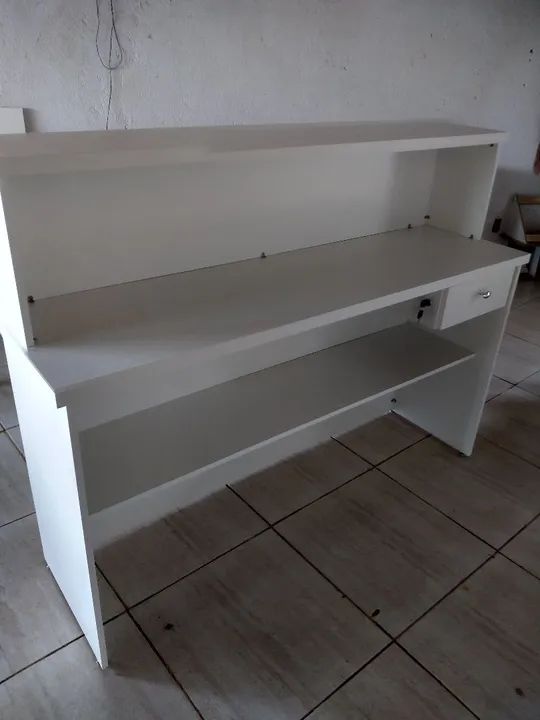 Balcão/recepção/caixa/atendimento 