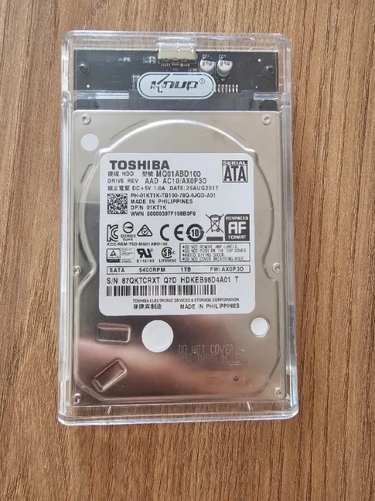 Hd externo tashiba 1TB criado com case