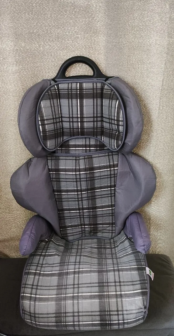 Cadeira Infantil para Carro com Design Moderno