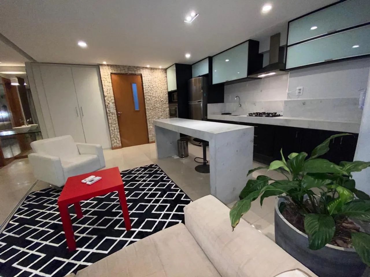 Imóvel para venda tem 43 metros quadrados com 1 quarto em Jardim Armação - Salvador - BA