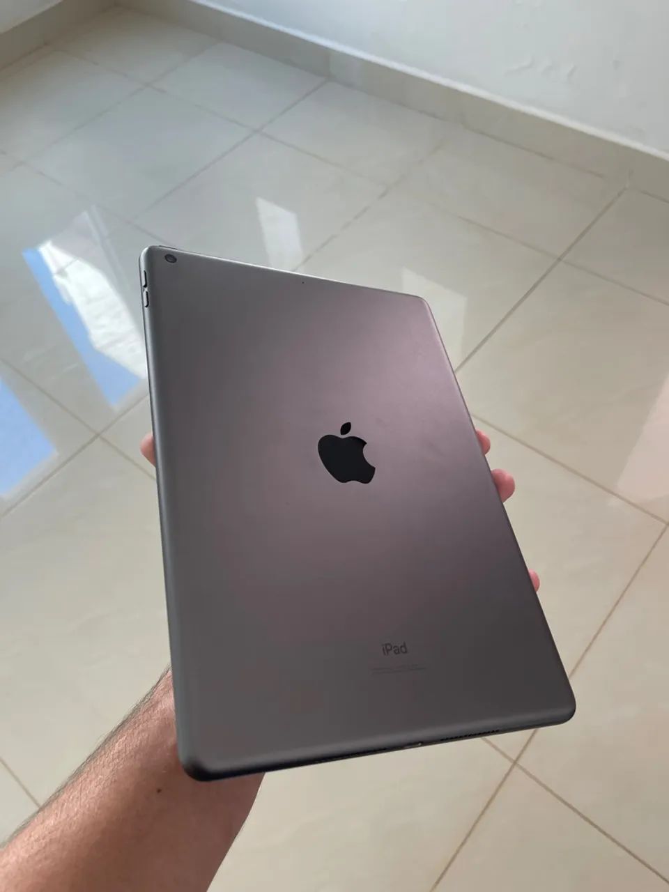 iPad 7 - 32GB - ZERO DETALHE