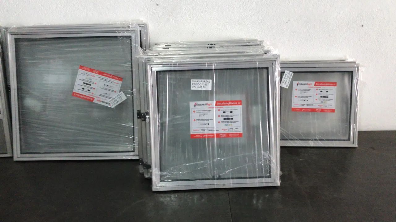 Vitro Máximo Ar alumínio com vidro a partir de R$ 79,00 - Foto 2