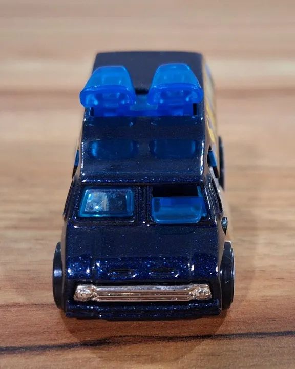 Hot Wheels Cool One - Hot Wheels City Works 2011 (Loose) - Foto 2