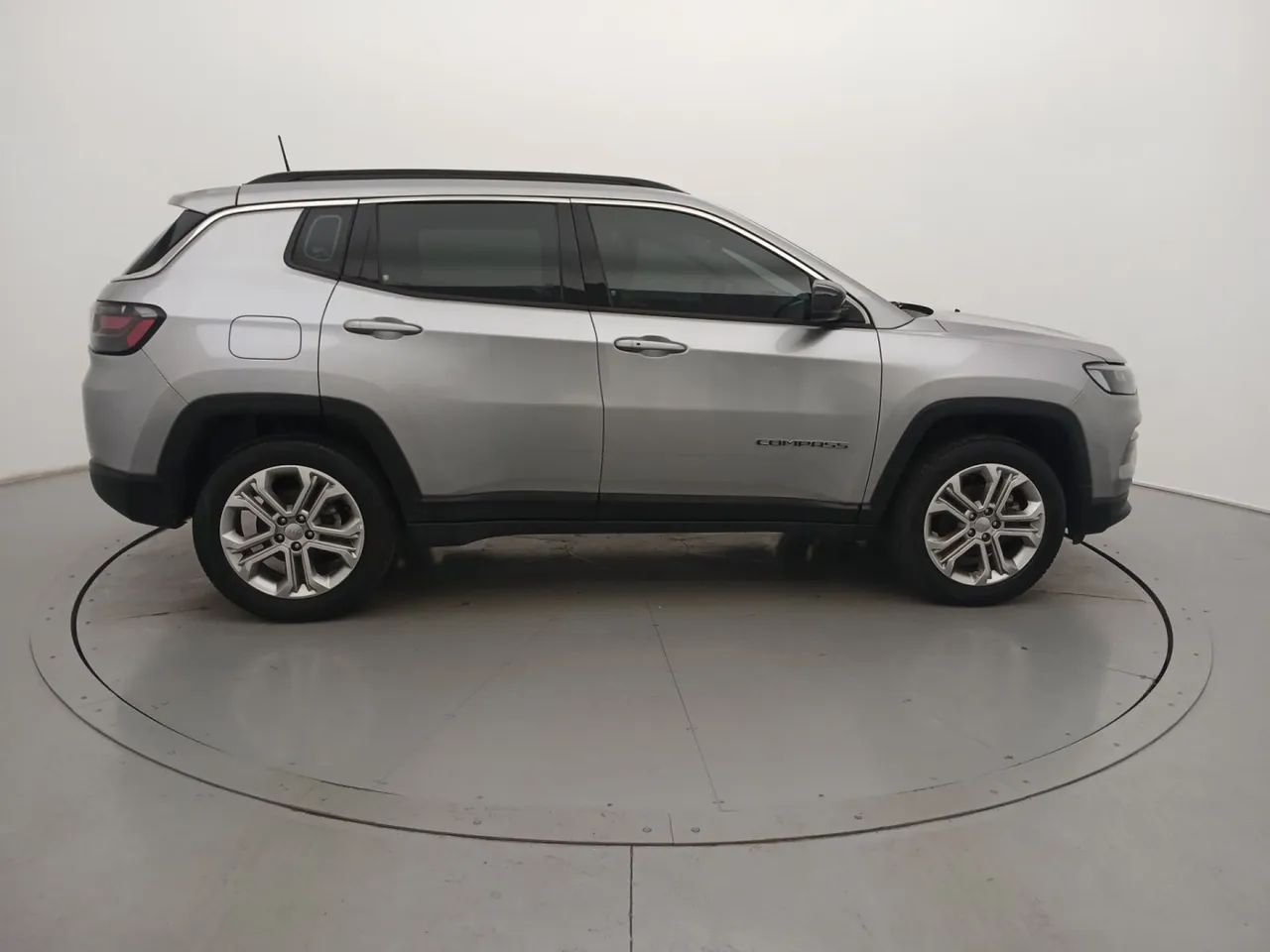 Jeep Compass Long. T270 1.3 TB 4X2 Flex AUT 2022 - Foto 6