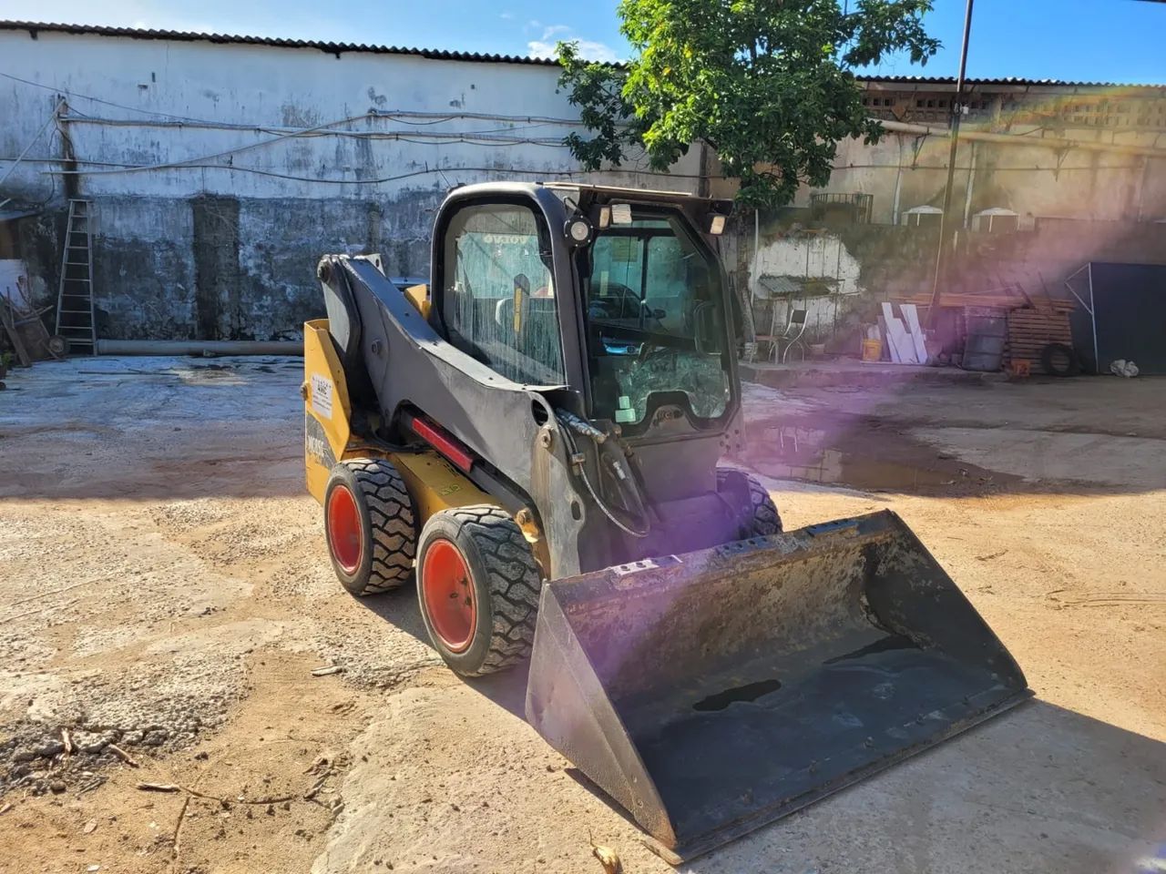 Volvo MC85E -  Minicarregadeir - Foto 2