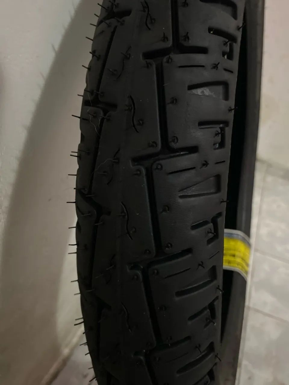 Pneu 90/90/18 - Foto 2